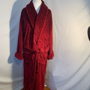 Bloomingdales Classic Collection Robe